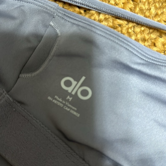 Alo yoga cami - Picture 3 of 3